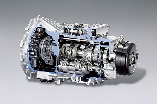 How does a truck transmission work?