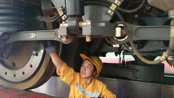 Railway wheelset overhauling wheel set
