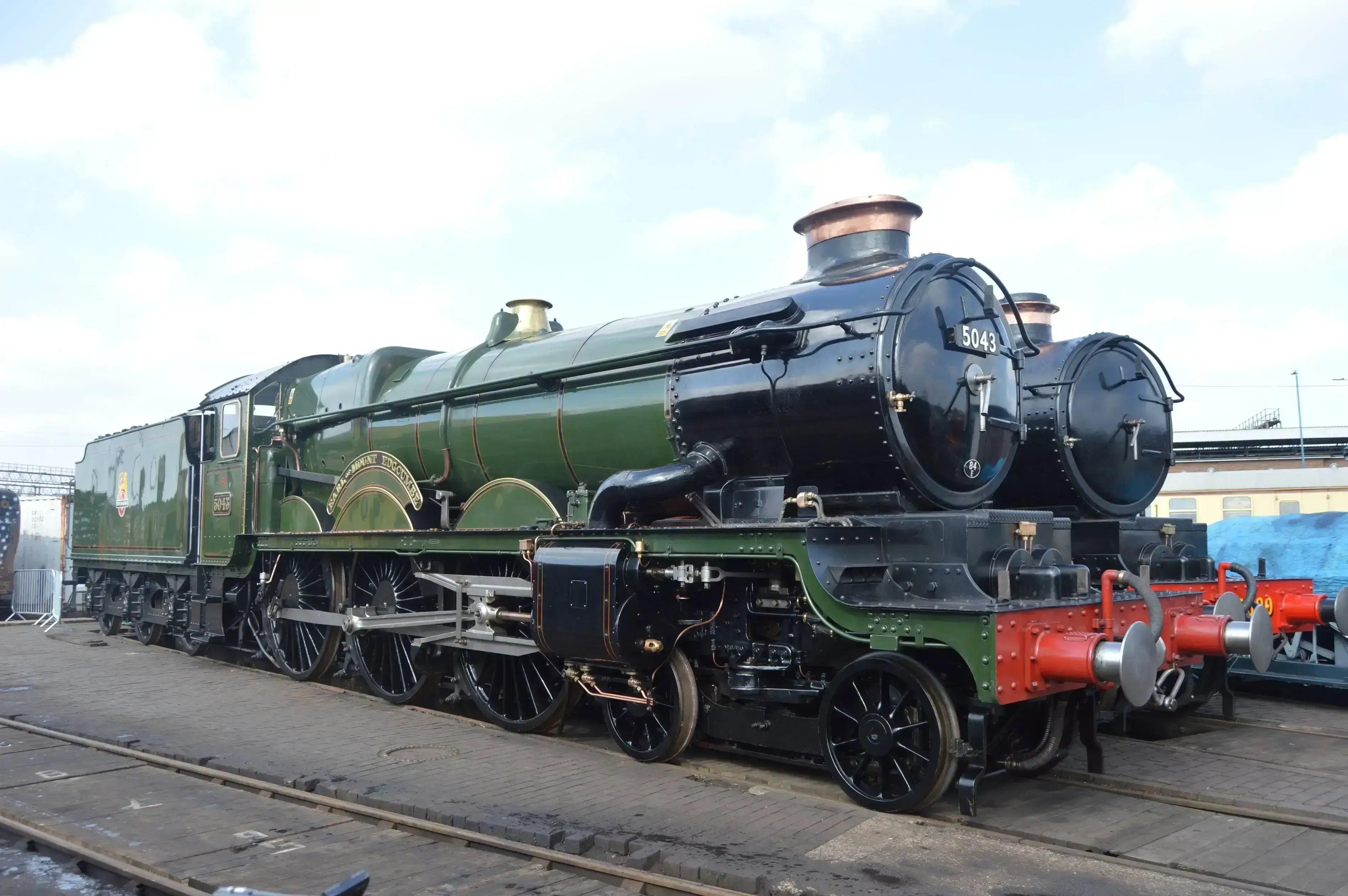 Why Do Train Wheels Not Slip? wheel set