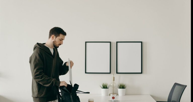 Hoodies And Workplace Dress Code: What’s Acceptable?