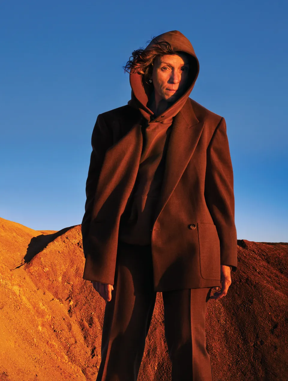 Relaxed Luxe: Why a Hoodie and Blazer Should Be Your Next Go-To Style Pairing