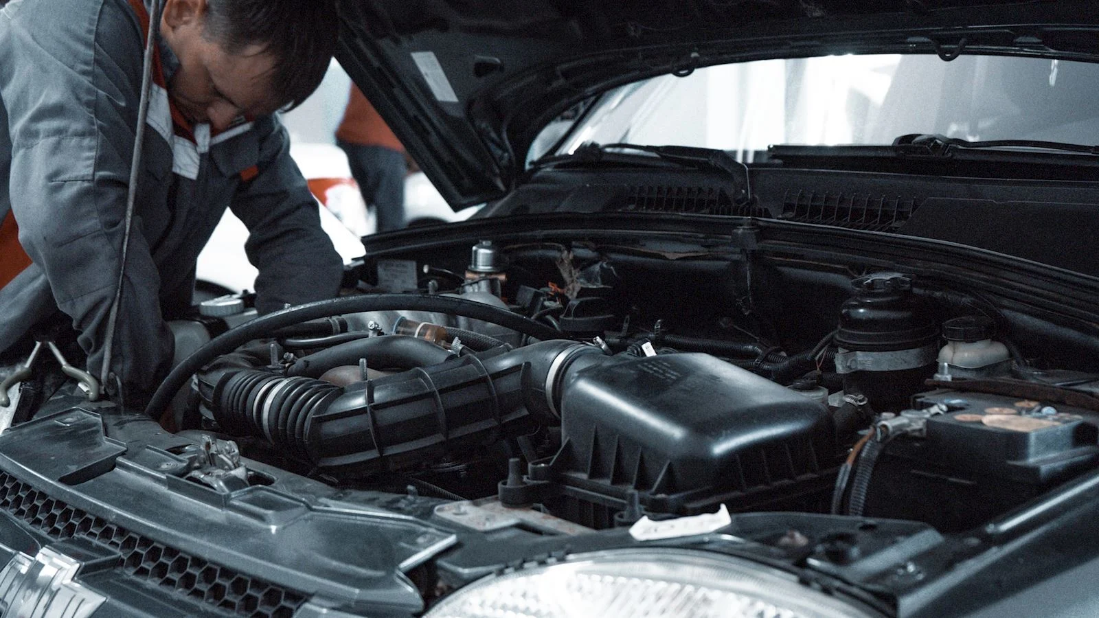 How Much Does It Cost To Replace A Transmission On A Car? transmission repair