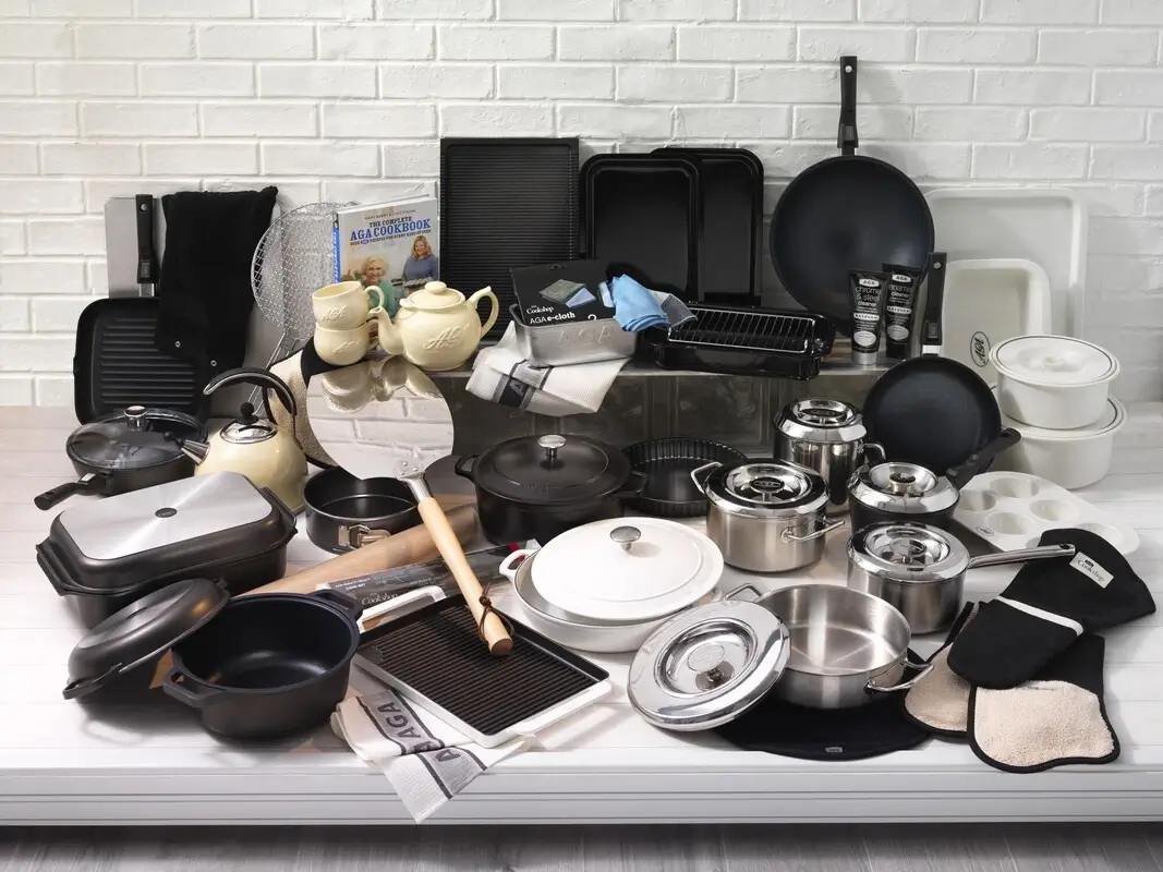 What Is Best To Cook On: Cast Iron, Copper or Stainless Steel?