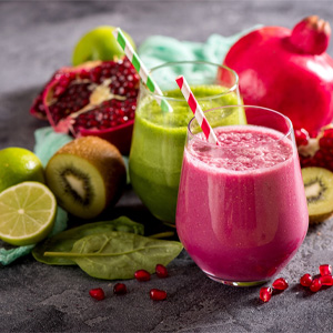 Tomato Juice and Vegetable Smoothie-is tomato juice healthy